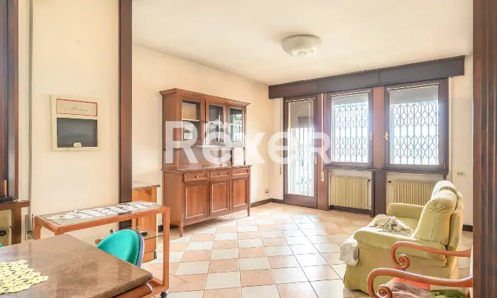 Rexer-Padova-Intero-Palazzo-in-Via-Turazza-Altro