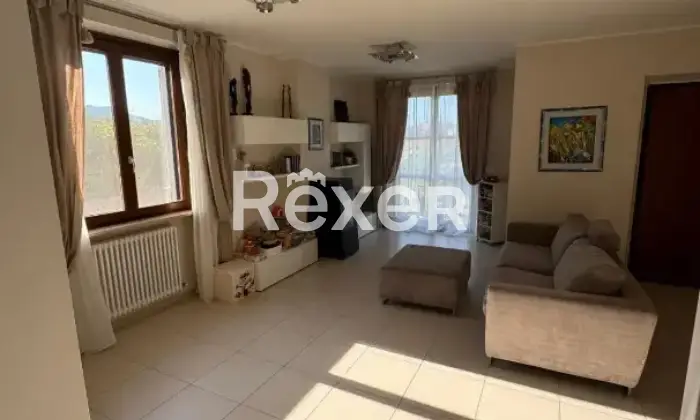 Rexer-Cagli-Villetta-a-schiera-con-ampi-spazi-esterni-e-vista-panoramica-Altro