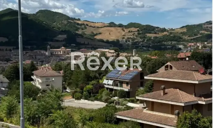 Rexer-Cagli-Villetta-a-schiera-con-ampi-spazi-esterni-e-vista-panoramica-Altro