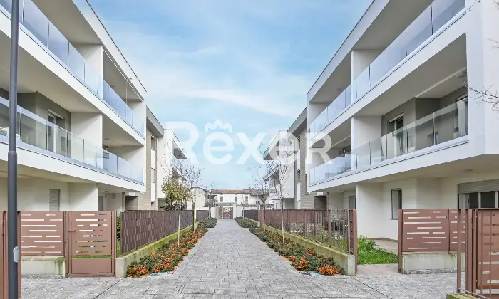 Rexer-Osio-Sotto-Il-comfort-del-nuovo-il-piacere-del-giardino-la-tua-oasi-in-Classe-A-Altro