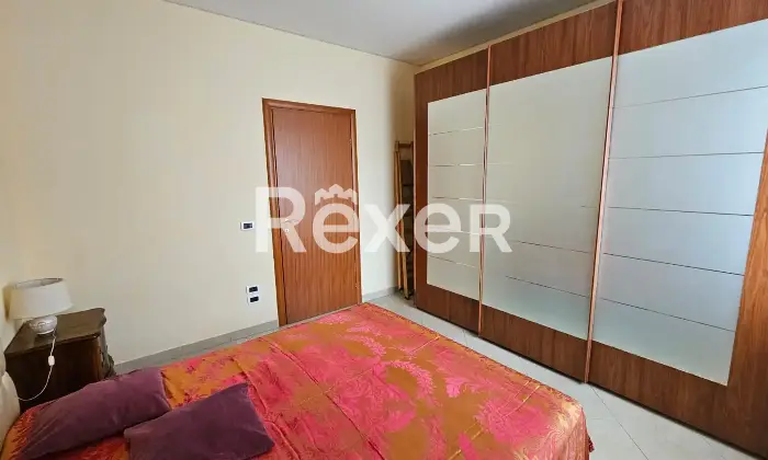 Rexer-Foggia-Quadrilocale-luminoso-via-Padre-Antonio-Da-Olivadi-Macchia-Gialla-CameraDaLetto