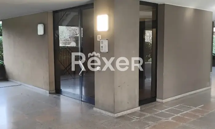 Rexer-Lissone-Bilocale-di-mq-oltre-terrazzo-al-primo-piano-Altro
