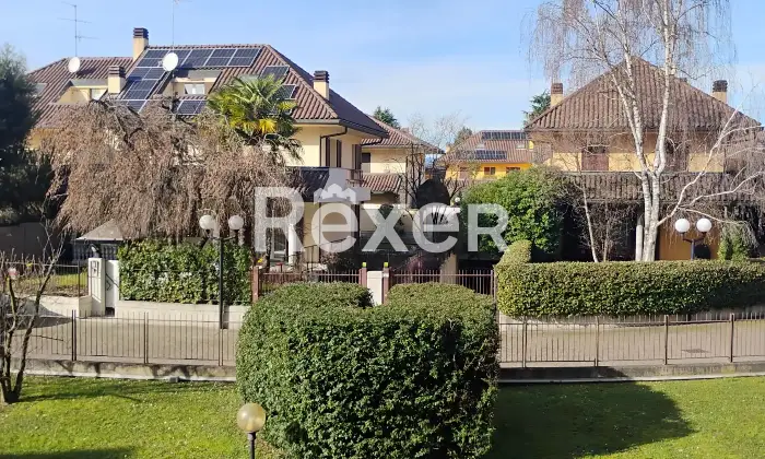 Rexer-Lissone-Bilocale-di-mq-oltre-terrazzo-al-primo-piano-Altro