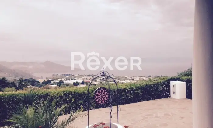 Rexer-Lipari-Villa-bifamiliare-in-via-Varisana-di-Sopra-a-Pianoconte-Lipari-Altro