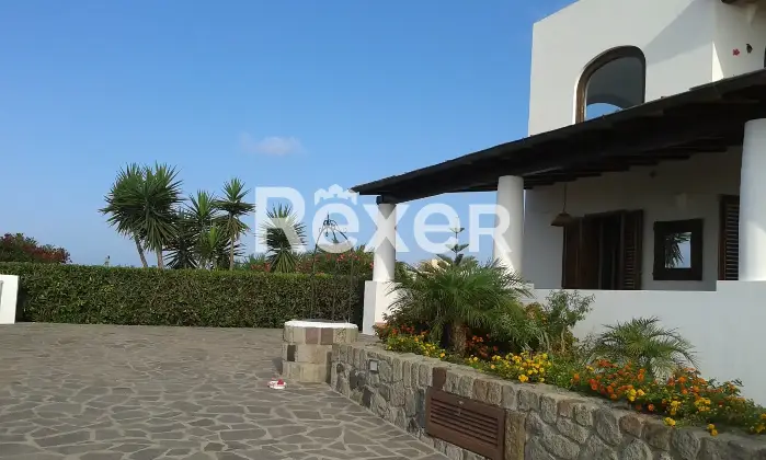 Rexer-Lipari-Villa-bifamiliare-in-via-Varisana-di-Sopra-a-Pianoconte-Lipari-Altro