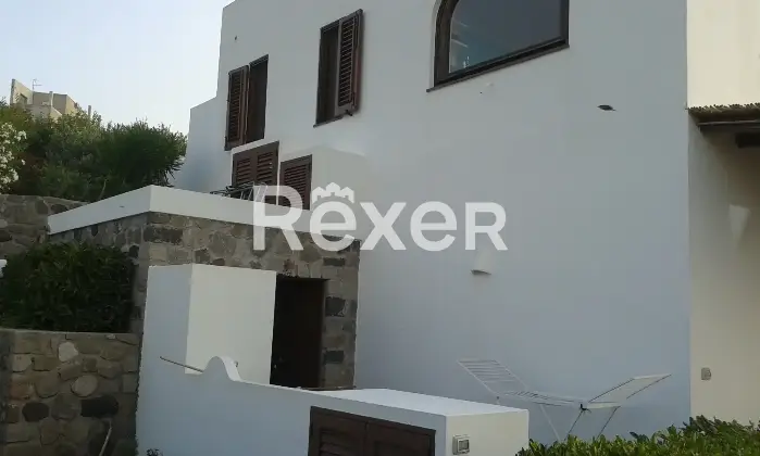 Rexer-Lipari-Casa-singola-in-vendita-in-via-Varisana-di-Sopra-a-Pianoconte-Lipari-Altro
