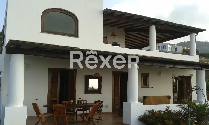 Rexer-Lipari-Villa-bifamiliare-in-via-Varisana-di-Sopra-a-Pianoconte-Lipari-Altro