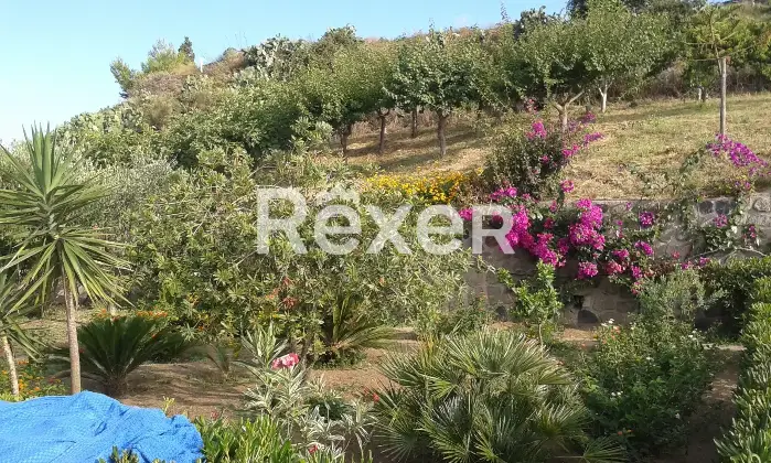 Rexer-Lipari-Villa-bifamiliare-in-via-Varisana-di-Sopra-a-Pianoconte-Lipari-Altro