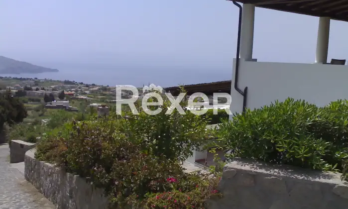 Rexer-Lipari-Casa-singola-in-vendita-in-via-Varisana-di-Sopra-a-Pianoconte-Lipari-Altro