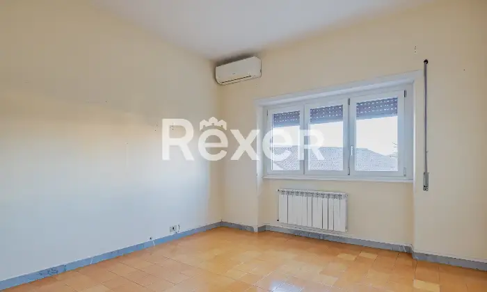 Rexer-Ciampino-Appartamento-ampia-metratura-zona-centrale-Altro