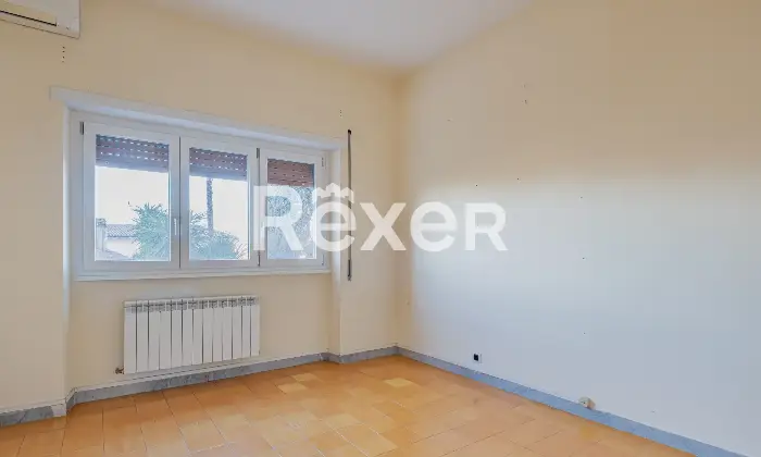 Rexer-Ciampino-Appartamento-ampia-metratura-zona-centrale-Altro