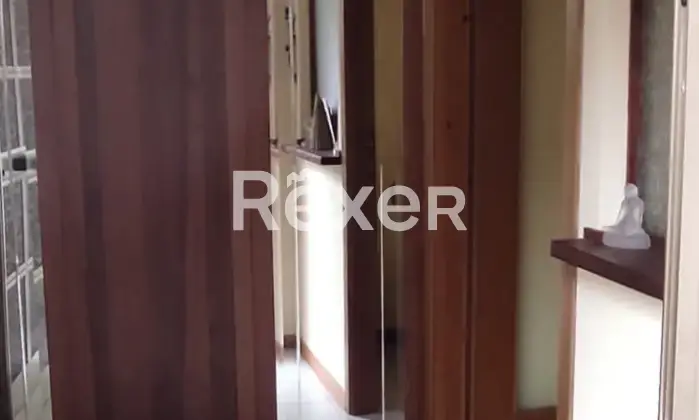 Rexer-Villa-Santa-Maria-Ampio-appartamento-con-doppio-ingresso-balconi-e-posto-auto-in-piccolo-stabile-Altro