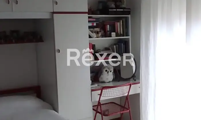 Rexer-Villa-Santa-Maria-Ampio-appartamento-con-doppio-ingresso-balconi-e-posto-auto-in-piccolo-stabile-Altro