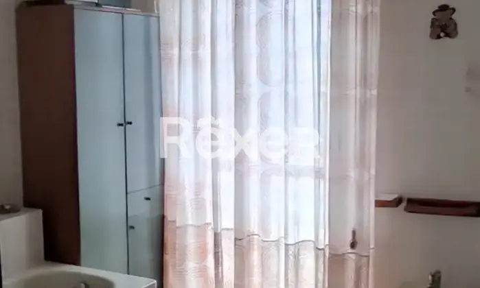 Rexer-Villa-Santa-Maria-Ampio-appartamento-con-doppio-ingresso-balconi-e-posto-auto-in-piccolo-stabile-Altro