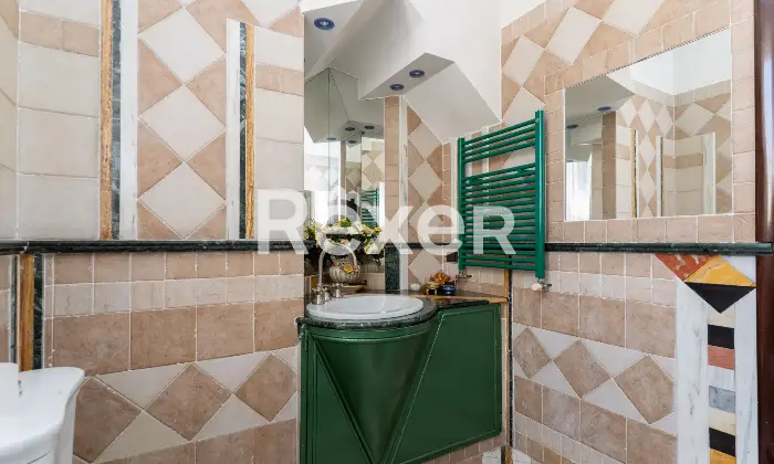 Rexer-Cosenza-Prestigioso-appartamento-con-finiture-di-pregio-in-pieno-centro-a-Cosenza-Altro