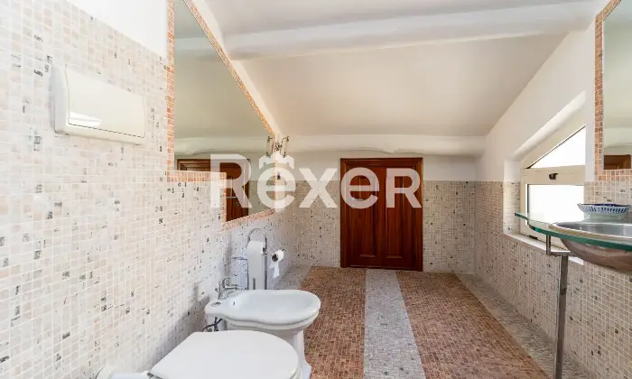 Rexer-Cosenza-Prestigioso-appartamento-con-finiture-di-pregio-in-pieno-centro-a-Cosenza-Altro