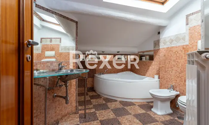 Rexer-Cosenza-Prestigioso-appartamento-con-finiture-di-pregio-in-pieno-centro-a-Cosenza-Altro