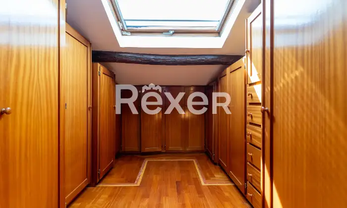 Rexer-Cosenza-Prestigioso-appartamento-con-finiture-di-pregio-in-pieno-centro-a-Cosenza-Altro
