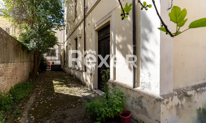 Rexer-Cosenza-Prestigioso-appartamento-con-finiture-di-pregio-in-pieno-centro-a-Cosenza-Altro