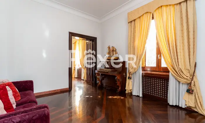 Rexer-Cosenza-Prestigioso-appartamento-con-finiture-di-pregio-in-pieno-centro-a-Cosenza-Altro