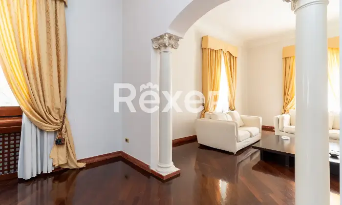 Rexer-Cosenza-Prestigioso-appartamento-con-finiture-di-pregio-in-pieno-centro-a-Cosenza-Altro
