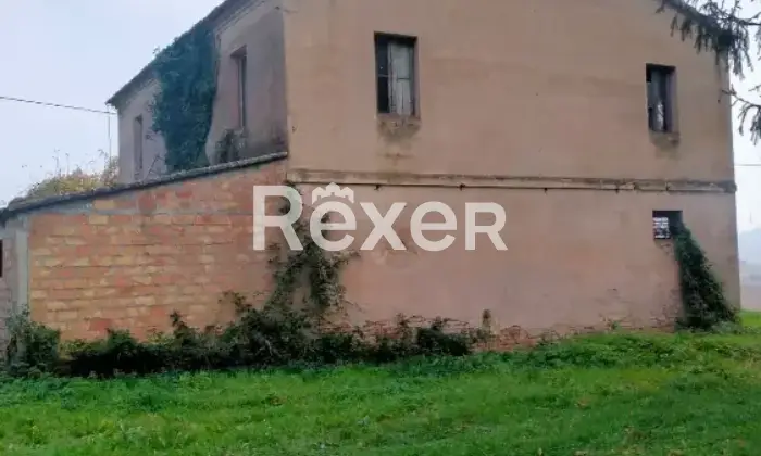 Rexer-Castelleone-di-Suasa-Propriet-rustica-in-vendita-in-Contrada-Case-Nuove-Altro