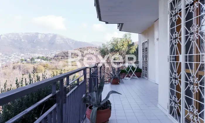 Rexer-Salerno-Ampio-appartamento-con-terrazzi-e-box-doppio-in-parco-privato-Altro