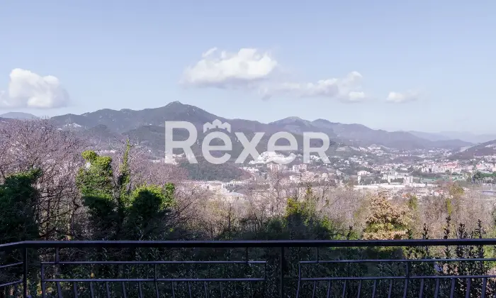 Rexer-Salerno-Ampio-appartamento-con-terrazzi-e-box-doppio-in-parco-privato-Altro