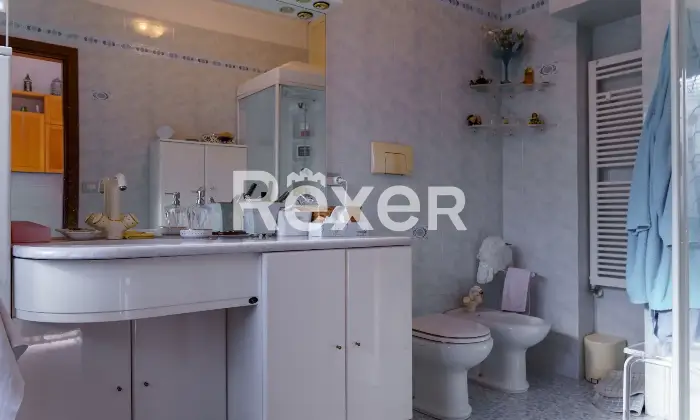 Rexer-Salerno-Ampio-appartamento-con-terrazzi-e-box-doppio-in-parco-privato-Altro