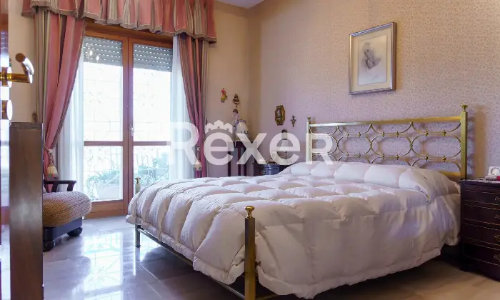 Rexer-Salerno-Ampio-appartamento-con-terrazzi-e-box-doppio-in-parco-privato-Altro