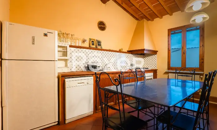 Rexer-Firenze-Firenze-centro-storicoSanto-Ambrogio-ultimo-piano-Altro