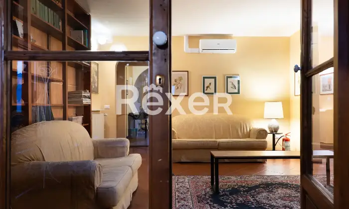 Rexer-Firenze-Firenze-centro-storicoSanto-Ambrogio-ultimo-piano-Altro