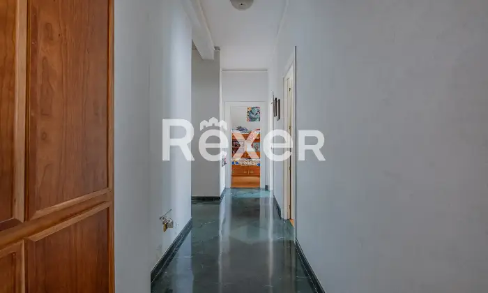 Rexer-Roma-Appio-ClaudioQuadrilocale-con-posto-auto-e-cantina-Altro