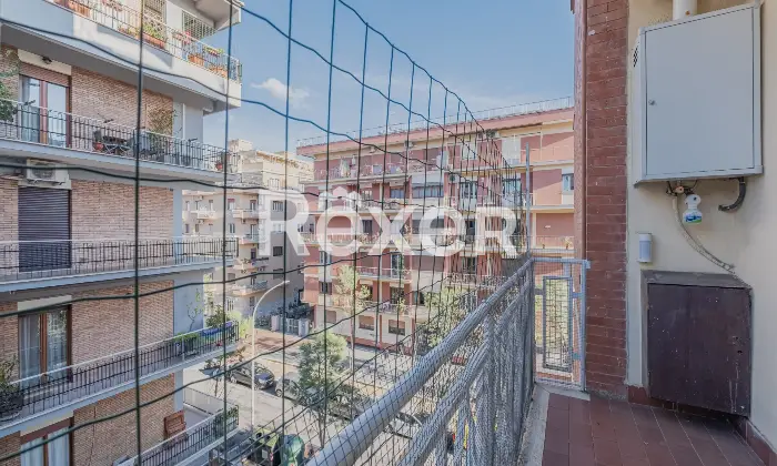 Rexer-Roma-Appio-ClaudioQuadrilocale-con-posto-auto-e-cantina-Altro