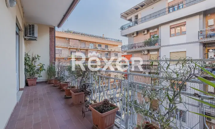 Rexer-Roma-Appio-ClaudioQuadrilocale-con-posto-auto-e-cantina-Altro