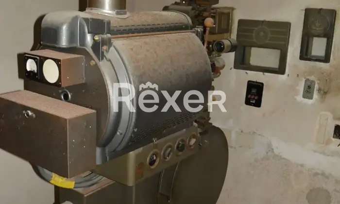 Rexer-Ceglie-Messapica-storico-cinemateatro-Argentieri-nel-centro-di-Ceglie-Messapica-Altro