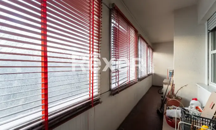 Rexer-Milano-Quattro-locali-con-cantina-e-posto-auto-Altro