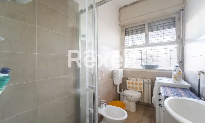 Rexer-Milano-Quattro-locali-con-cantina-e-posto-auto-Altro