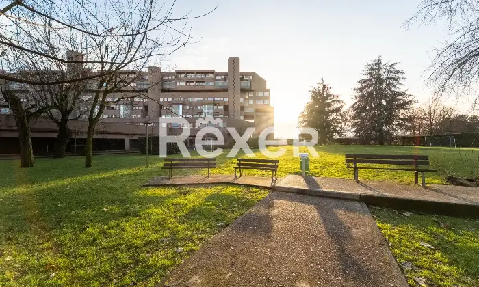Rexer-Milano-Quattro-locali-con-cantina-e-posto-auto-Altro