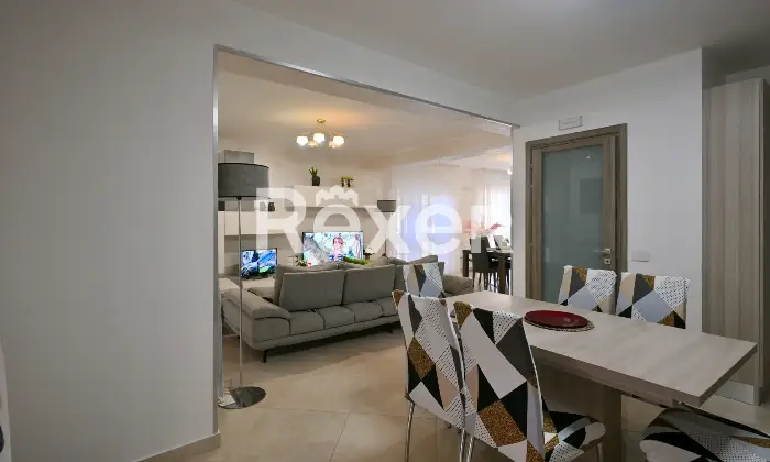 Rexer-Falerna-Marina-Villa-a-schiera-di-recente-costruzione-con-piscina-giardino-e-finiture-moderne-Altro