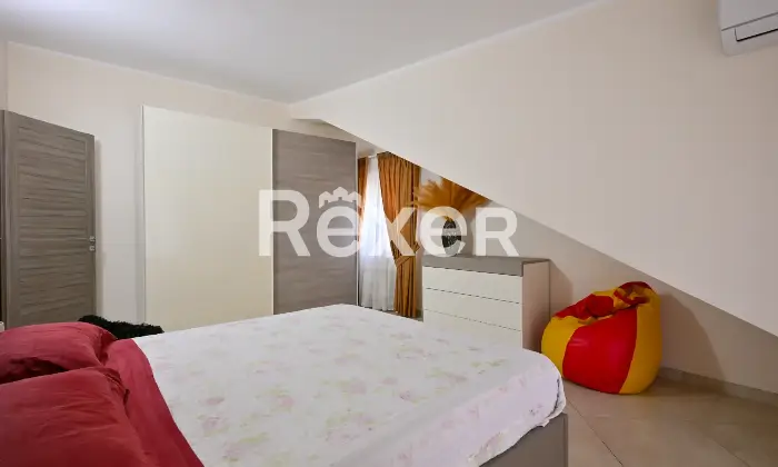 Rexer-Falerna-Marina-Villa-a-schiera-di-recente-costruzione-con-piscina-giardino-e-finiture-moderne-Altro