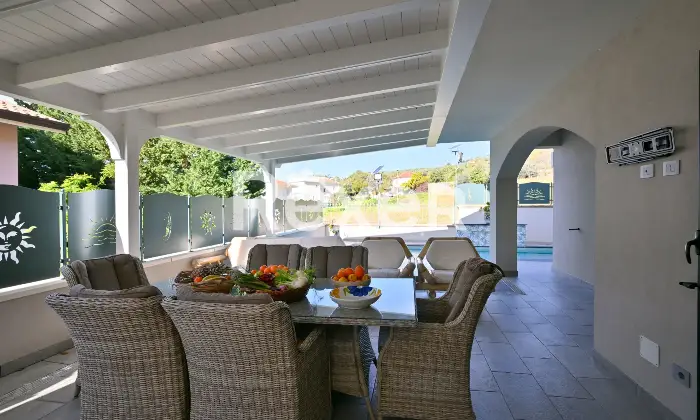 Rexer-Falerna-Marina-Villa-a-schiera-di-recente-costruzione-con-piscina-giardino-e-finiture-moderne-Altro