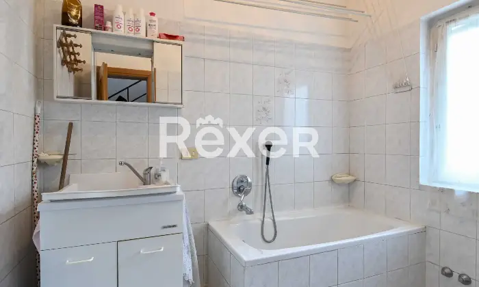 Rexer-Dalmine-Villa-singola-su-due-livelli-con-giardino-di-propriet-Altro