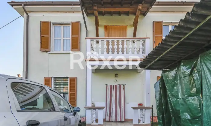Rexer-Dalmine-Villa-singola-su-due-livelli-con-giardino-di-propriet-Altro