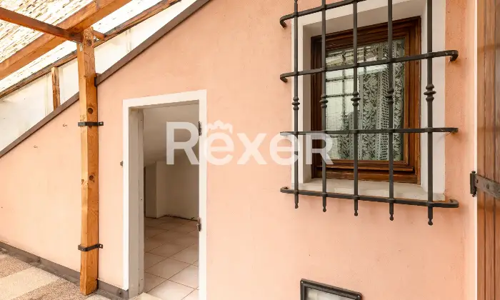Rexer-Vascon-Porzione-di-villa-bifamiliare-con-ampio-giardino-privato-Altro