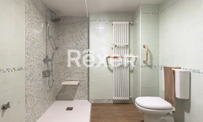 Rexer-Vascon-Porzione-di-villa-bifamiliare-con-ampio-giardino-privato-Altro
