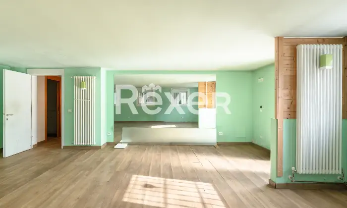 Rexer-Vascon-Porzione-di-villa-bifamiliare-con-ampio-giardino-privato-Altro