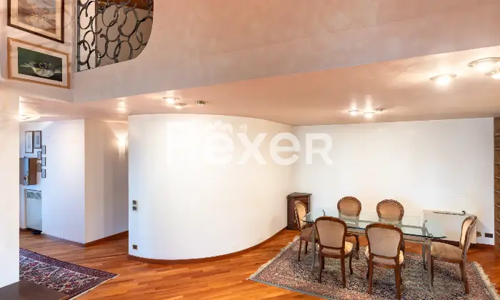 Rexer-Vascon-Porzione-di-villa-bifamiliare-con-ampio-giardino-privato-Altro