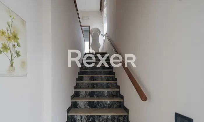 Rexer-Cervia-Palazzina-residenziale-composta-da-n-appartamenti-indipendenti-e-garage-Altro