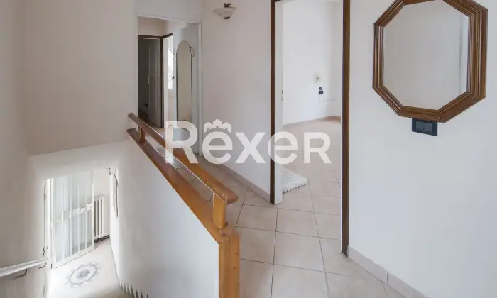 Rexer-Cervia-Palazzina-residenziale-composta-da-n-appartamenti-indipendenti-e-garage-Altro